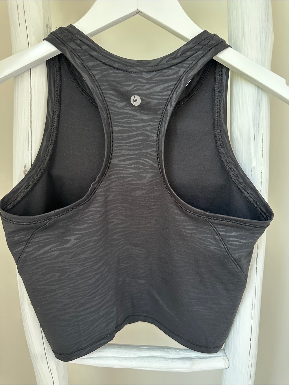 90 Degree By Reflex Black Zebra-Print Cropped Racerback Tank - Picture 2 of 7